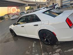 کرایسلەر 300